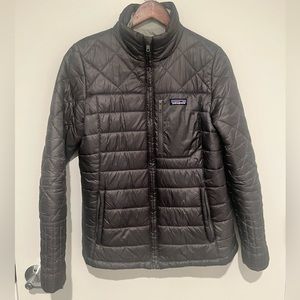 Patagonia-W’a Nano Puff Jacket (women’s medium)